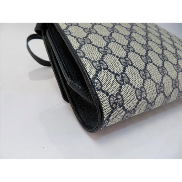 Gucci Monogram Black and Cream Crossbody Bag - Picture 6 of 16